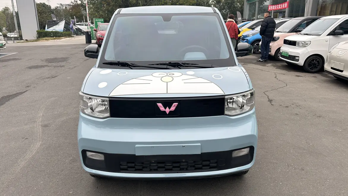 Wuling Hongguang MINIEV  из Китая