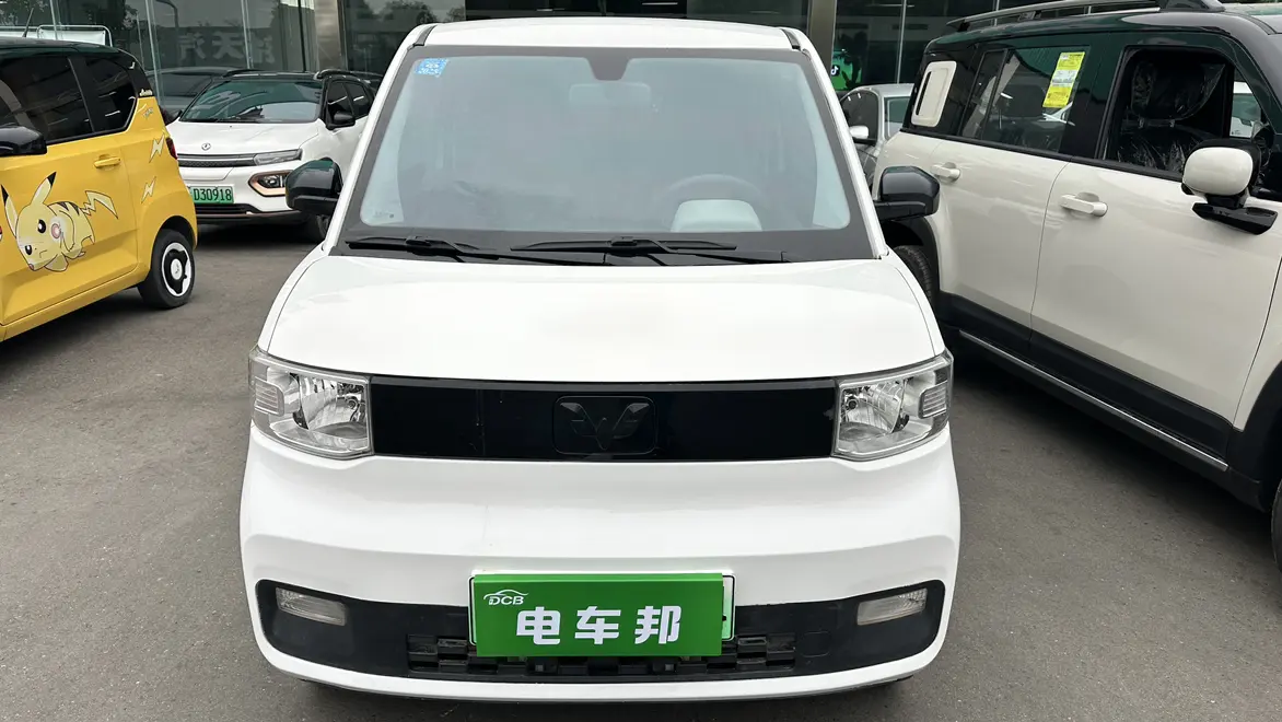 Wuling Hongguang MINIEV  из Китая