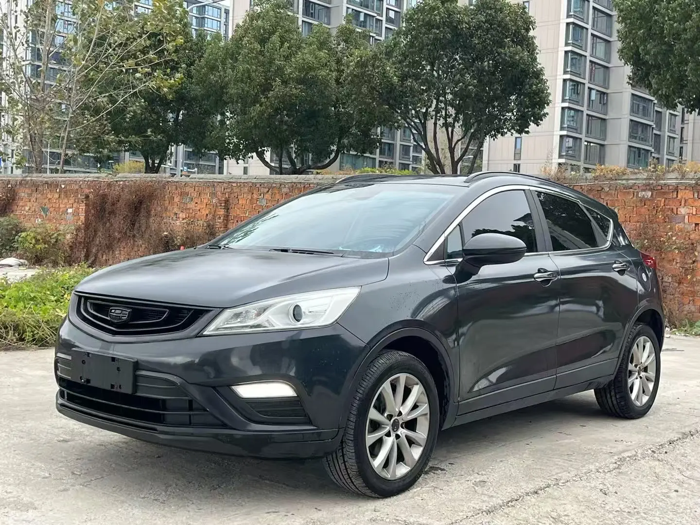 Geely Emgrand GS  из Китая