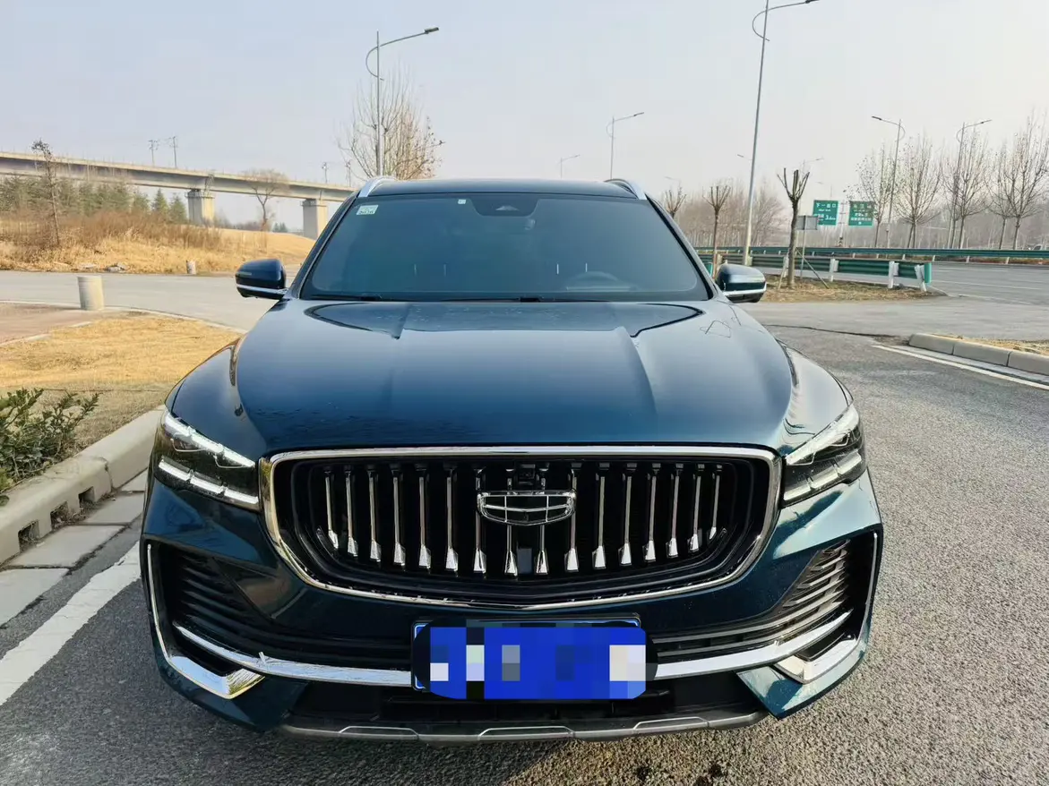 Geely Monjaro (Xingyue L)  из Китая
