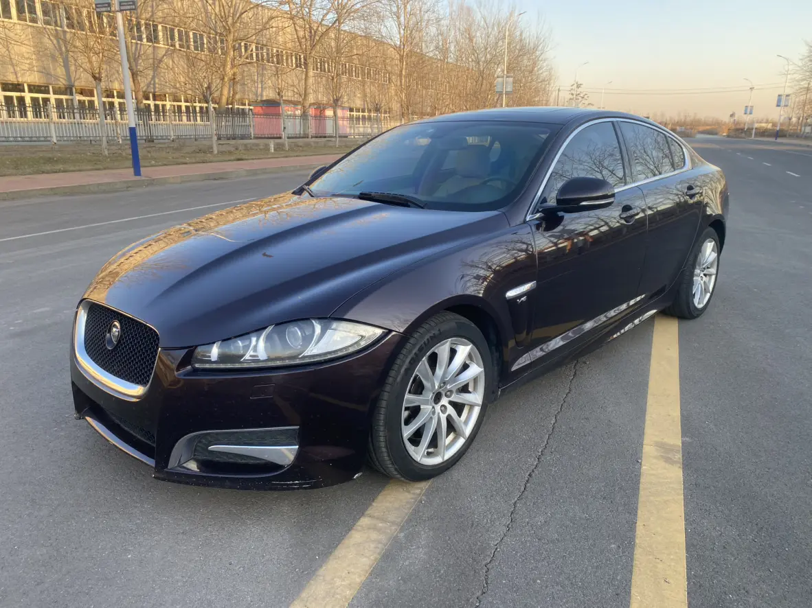 Jaguar XF  из Китая