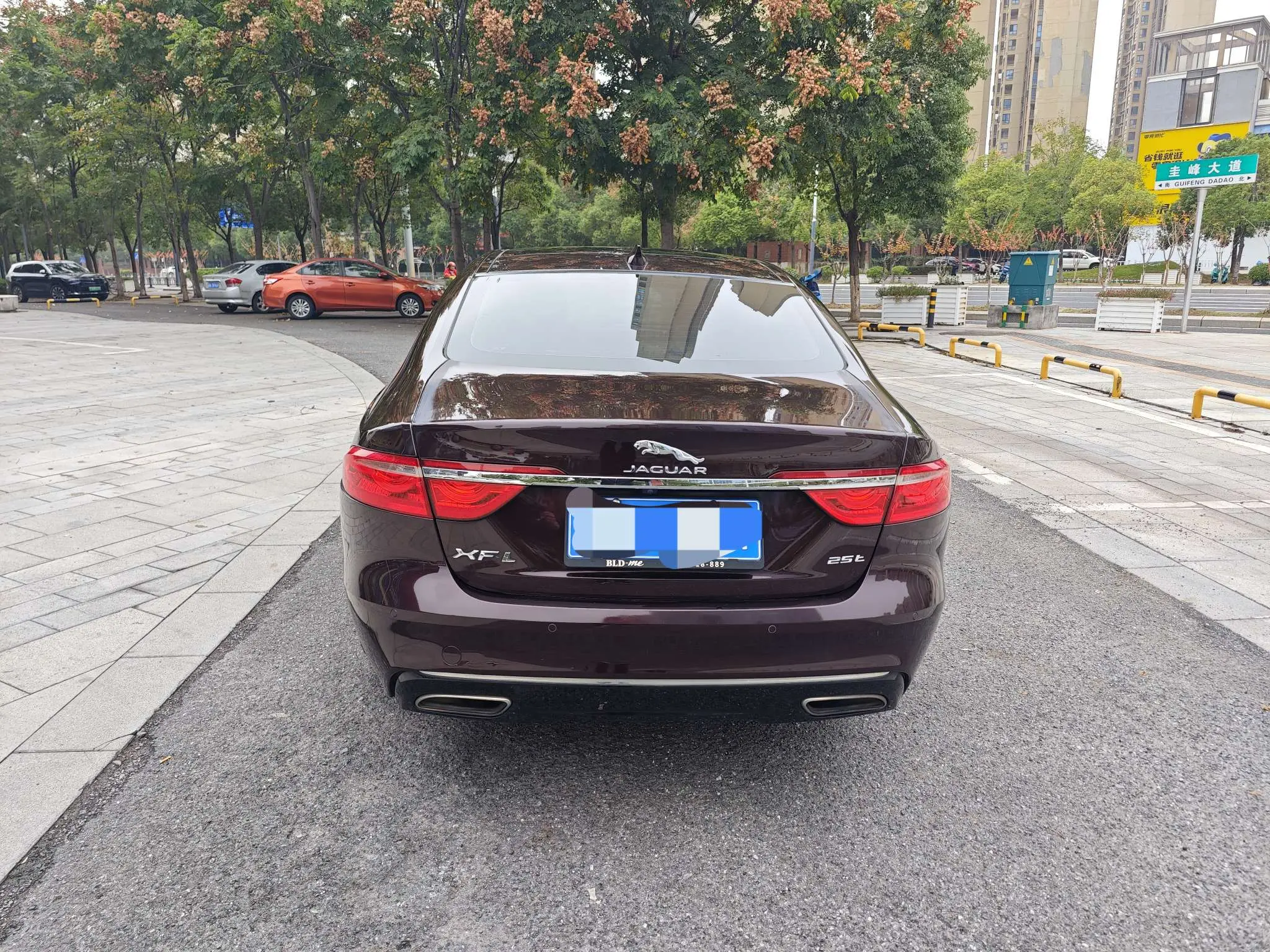 Jaguar XFL  из Китая