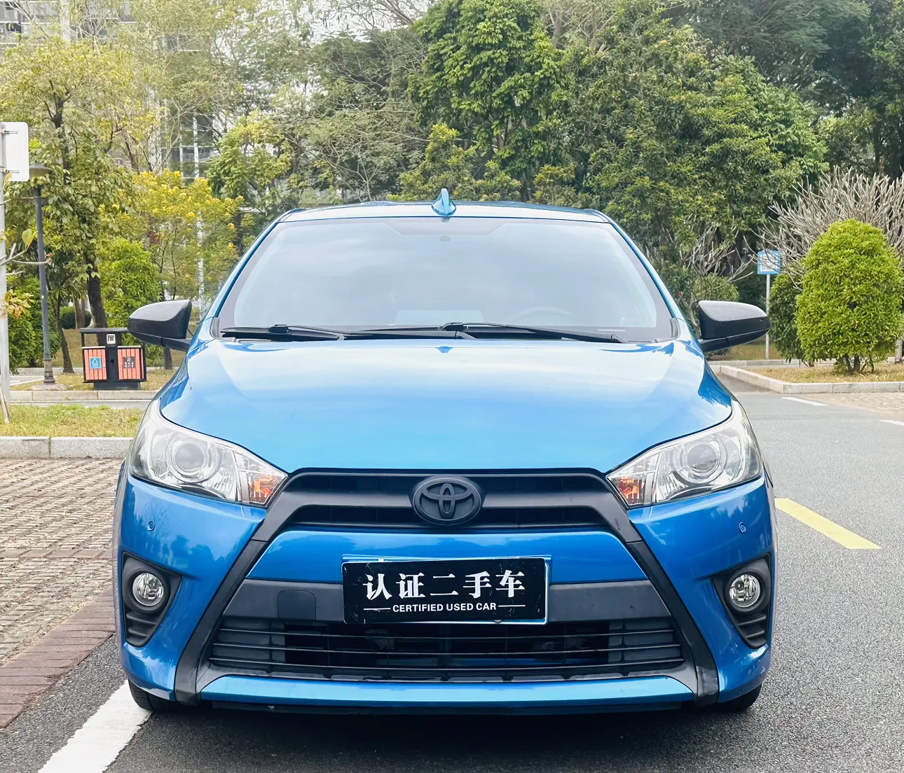 Toyota Yaris L  из Китая