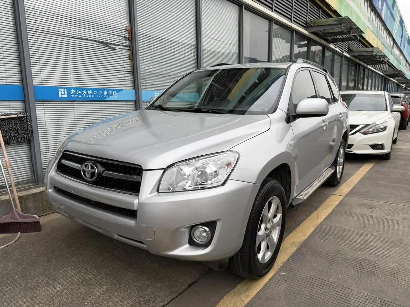 Toyota RAV4  из Китая