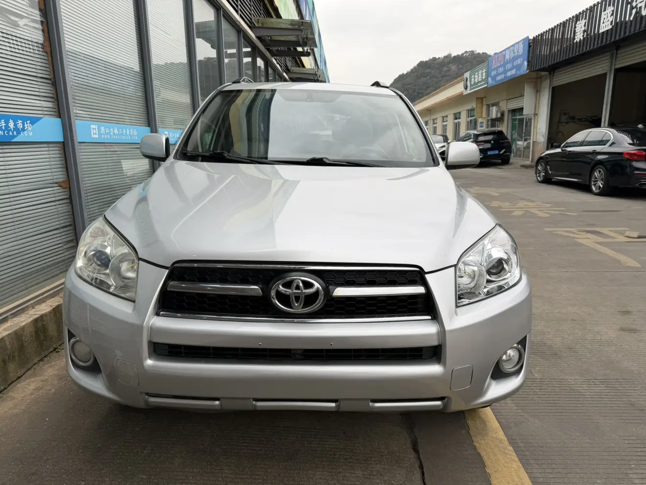 Toyota RAV4  из Китая
