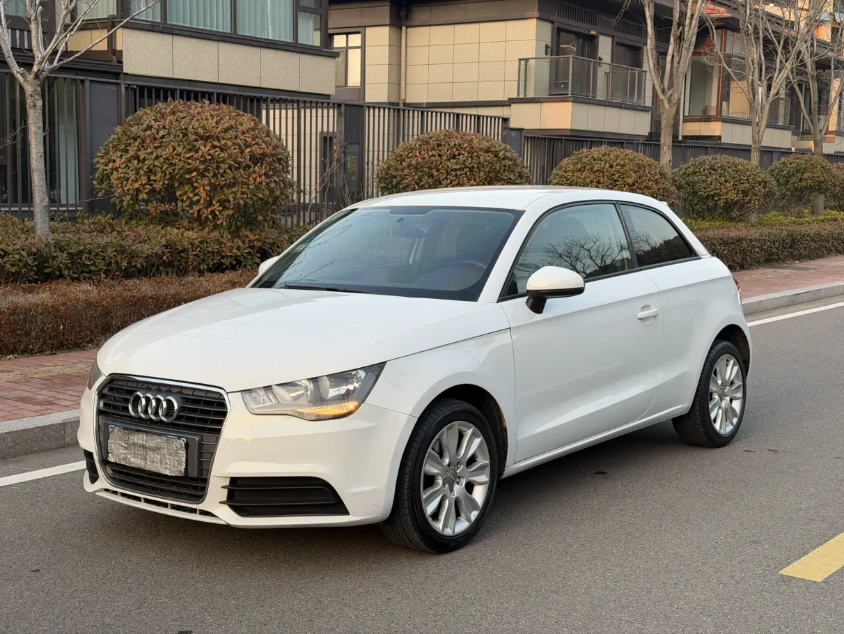 Audi A1  из Китая
