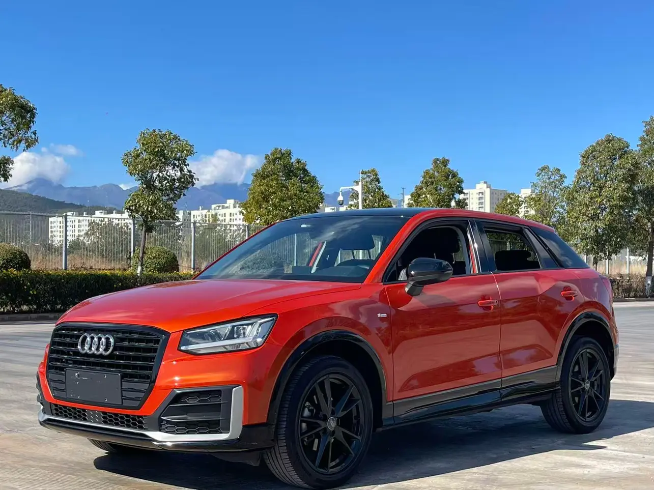 Audi Q2L  из Китая