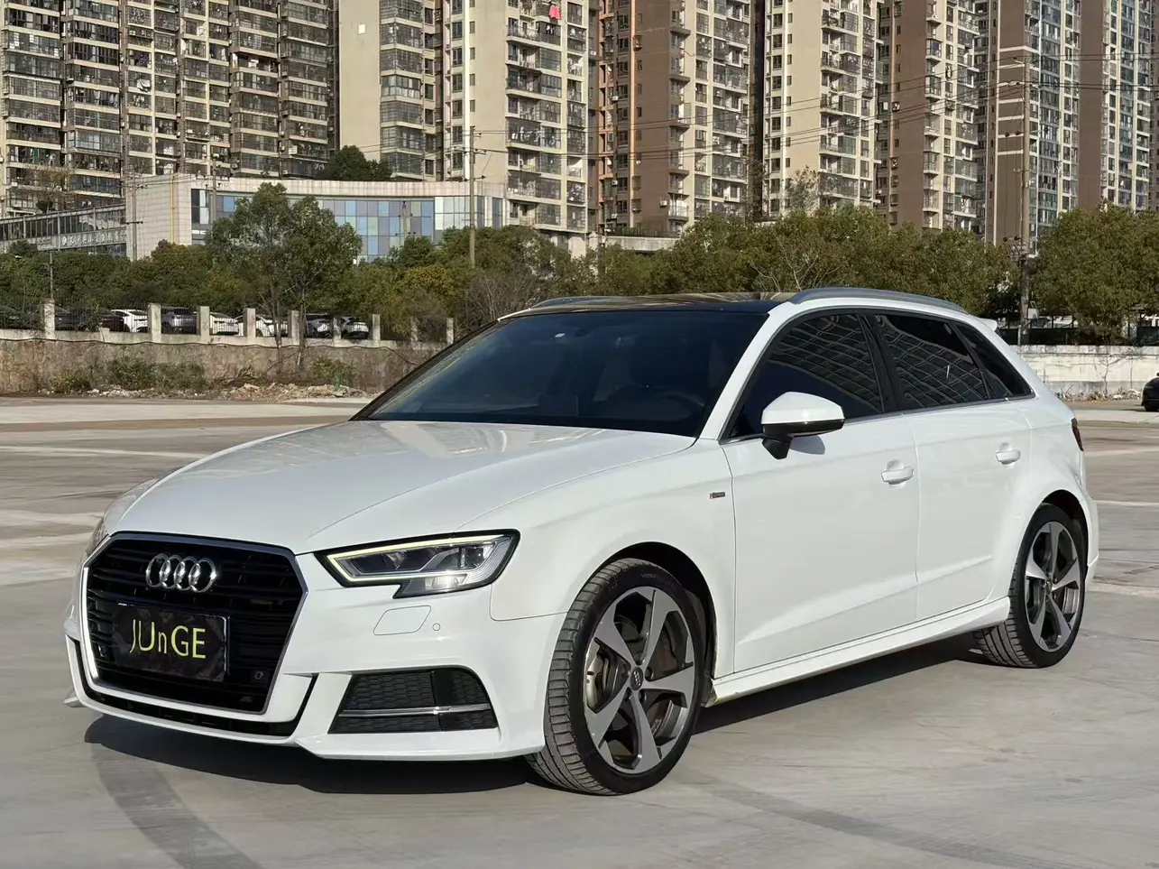 Audi A3  из Китая