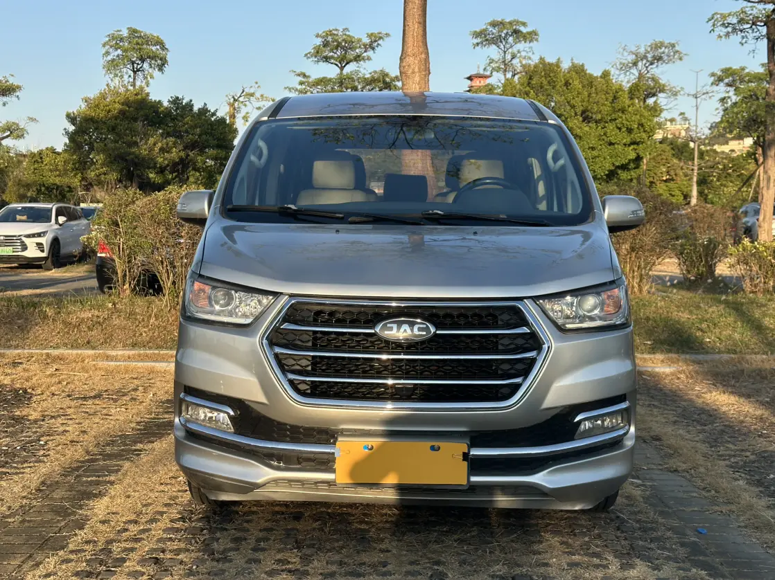 JAC Ruifeng M4  из Китая