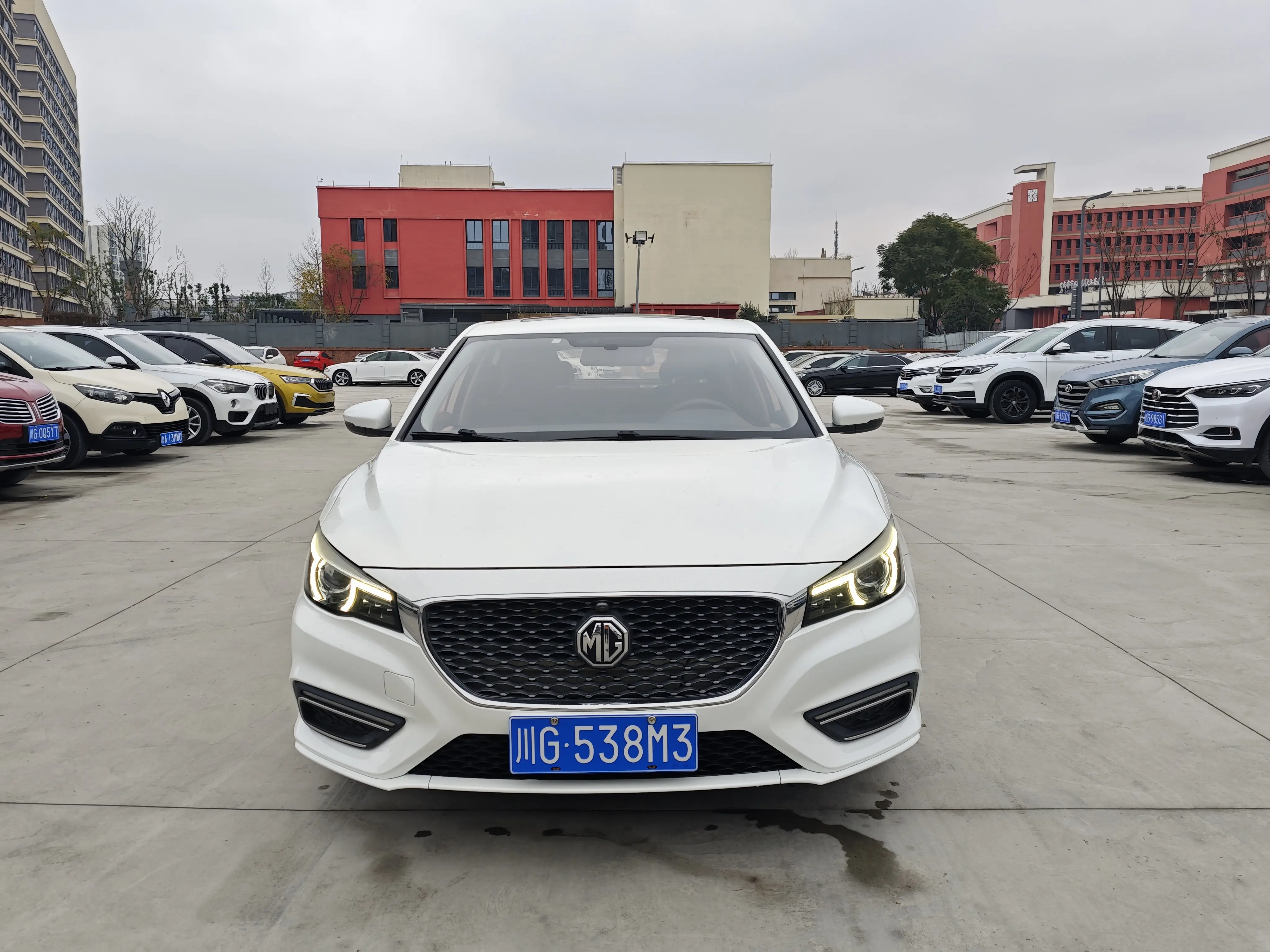 MG 6  из Китая