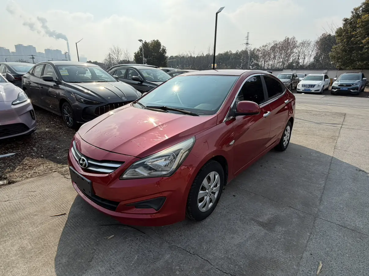 Hyundai Verna (Rena)  из Китая