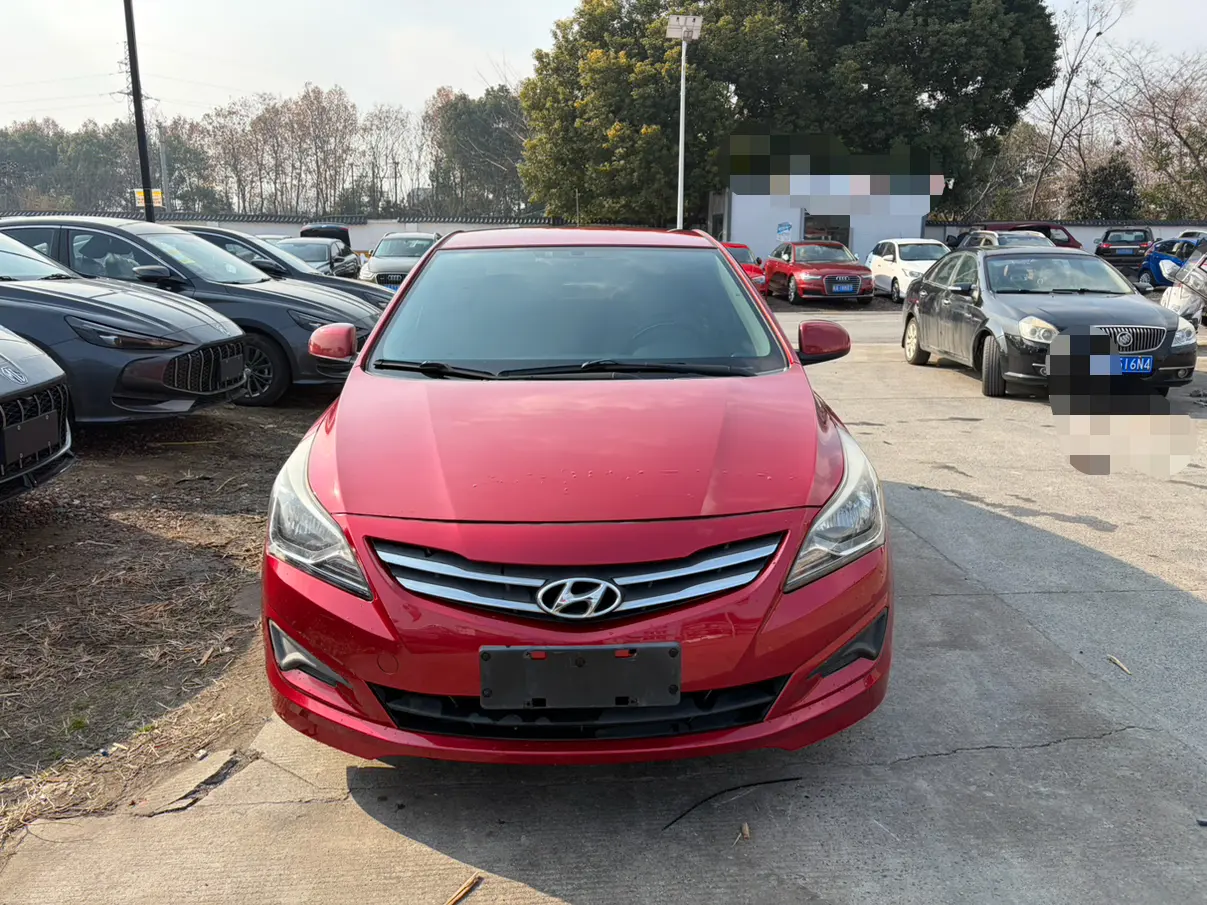 Hyundai Verna (Rena)  из Китая