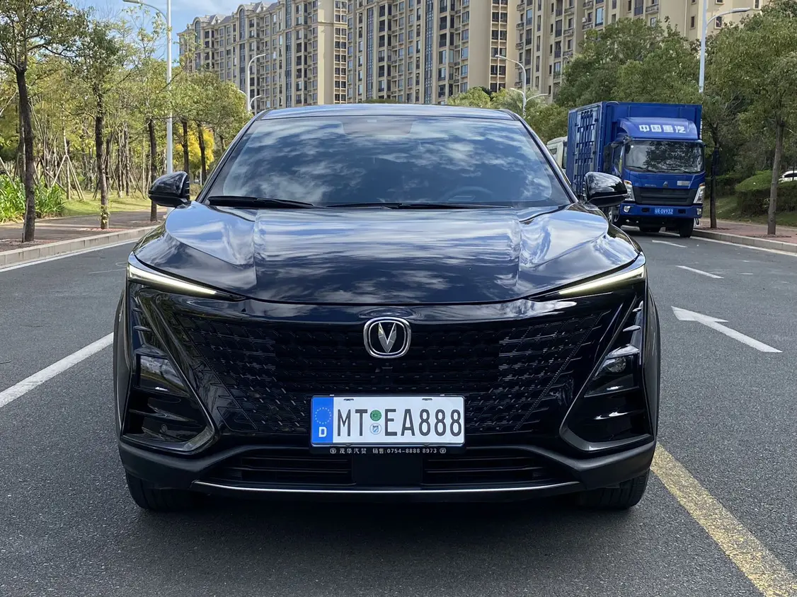 Changan UNI-T  из Китая