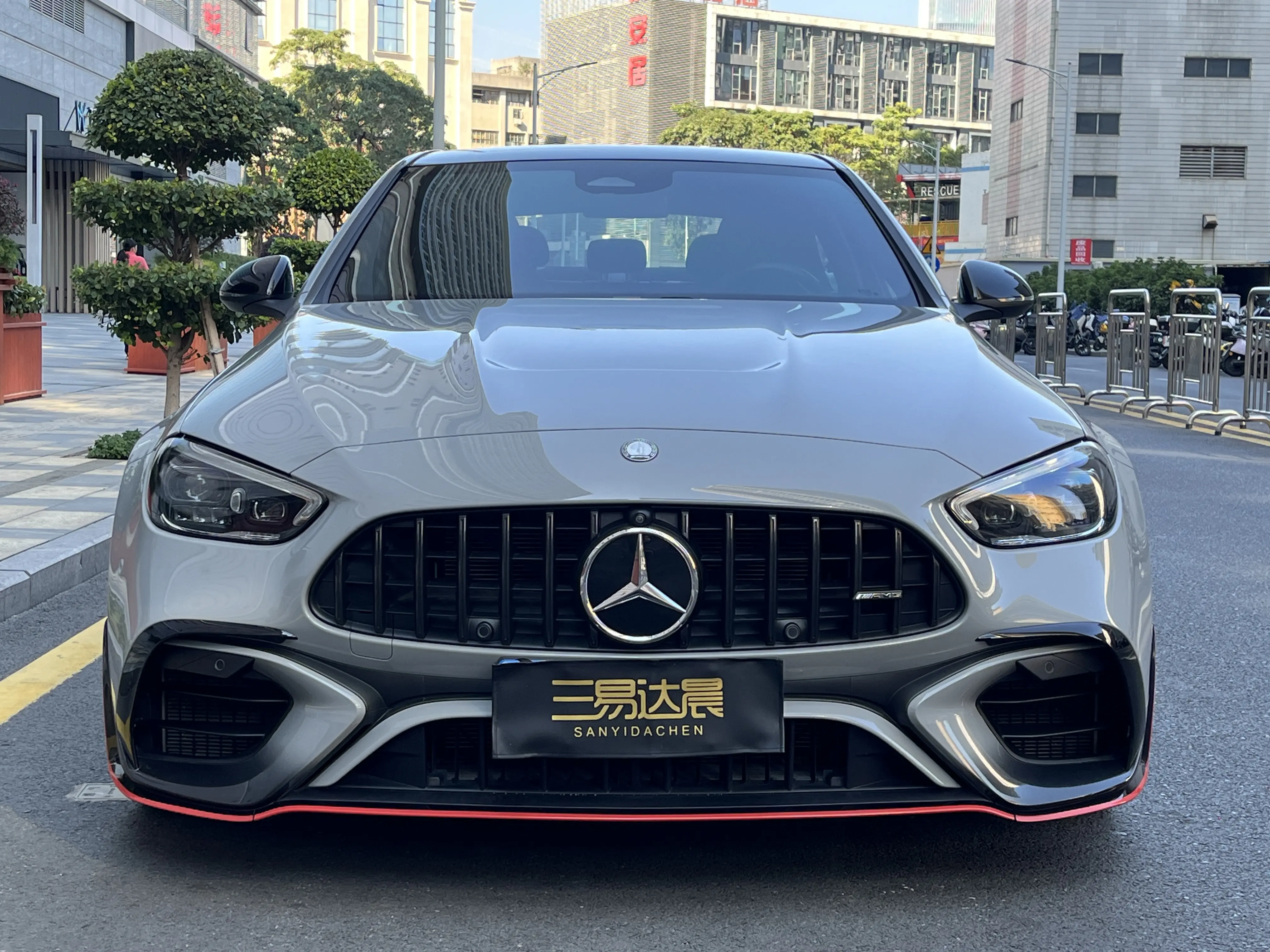 Mercedes-Benz C-Class AMG PHEV  из Китая