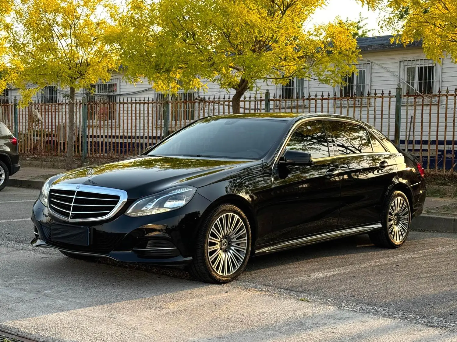 Mercedes-Benz E-Class  из Китая