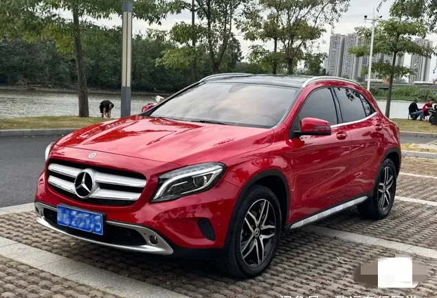 Mercedes-Benz GLA  из Китая