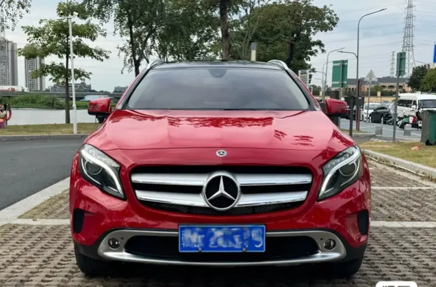 Mercedes-Benz GLA  из Китая
