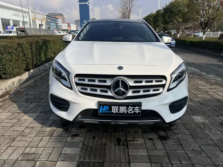 Mercedes-Benz GLA  из Китая