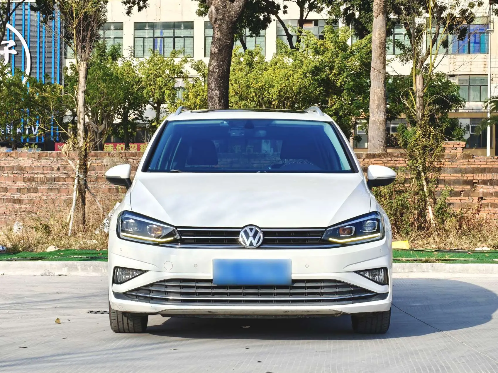 Volkswagen Golf·Jialu  из Китая