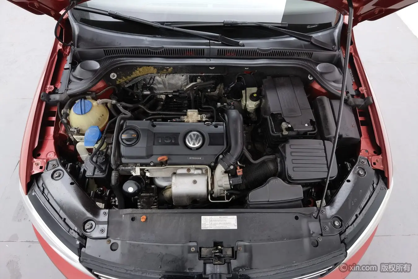 Volkswagen Sagitar  из Китая