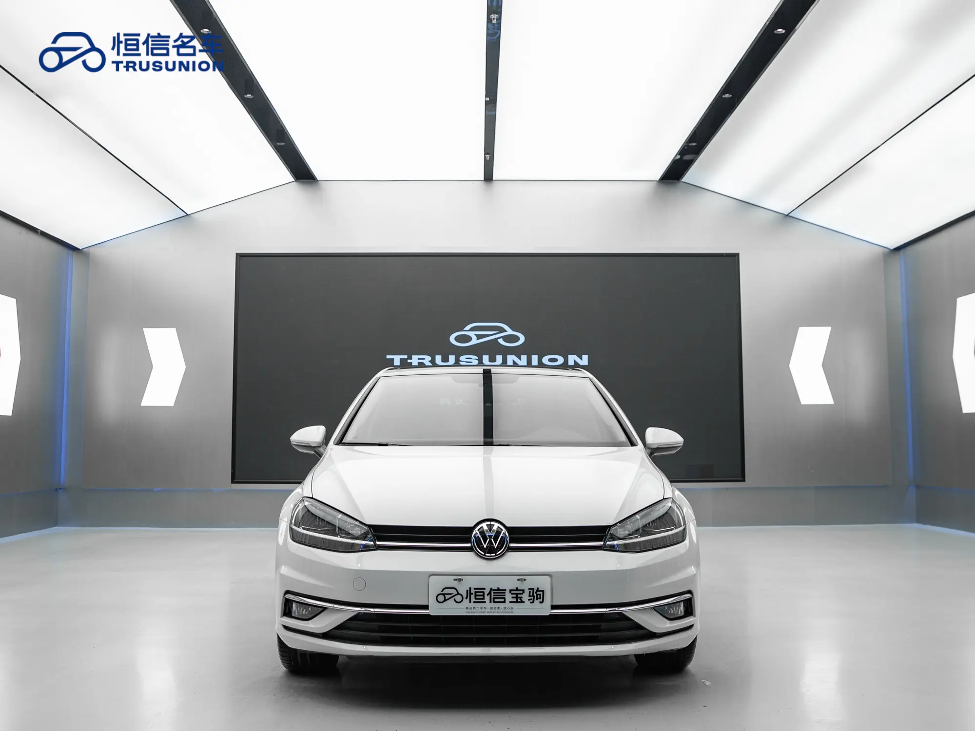 Volkswagen Golf  из Китая