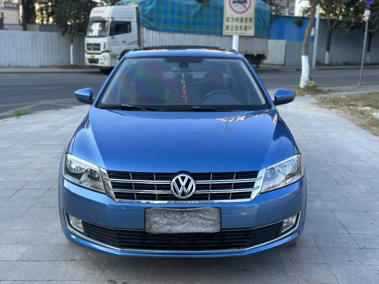 Volkswagen Lavida  из Китая