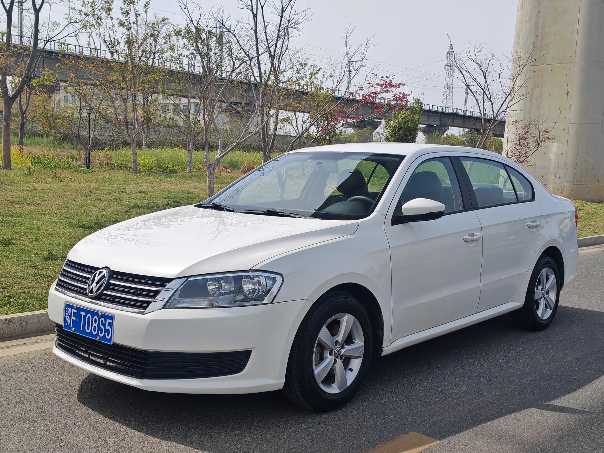 Volkswagen Lavida  из Китая