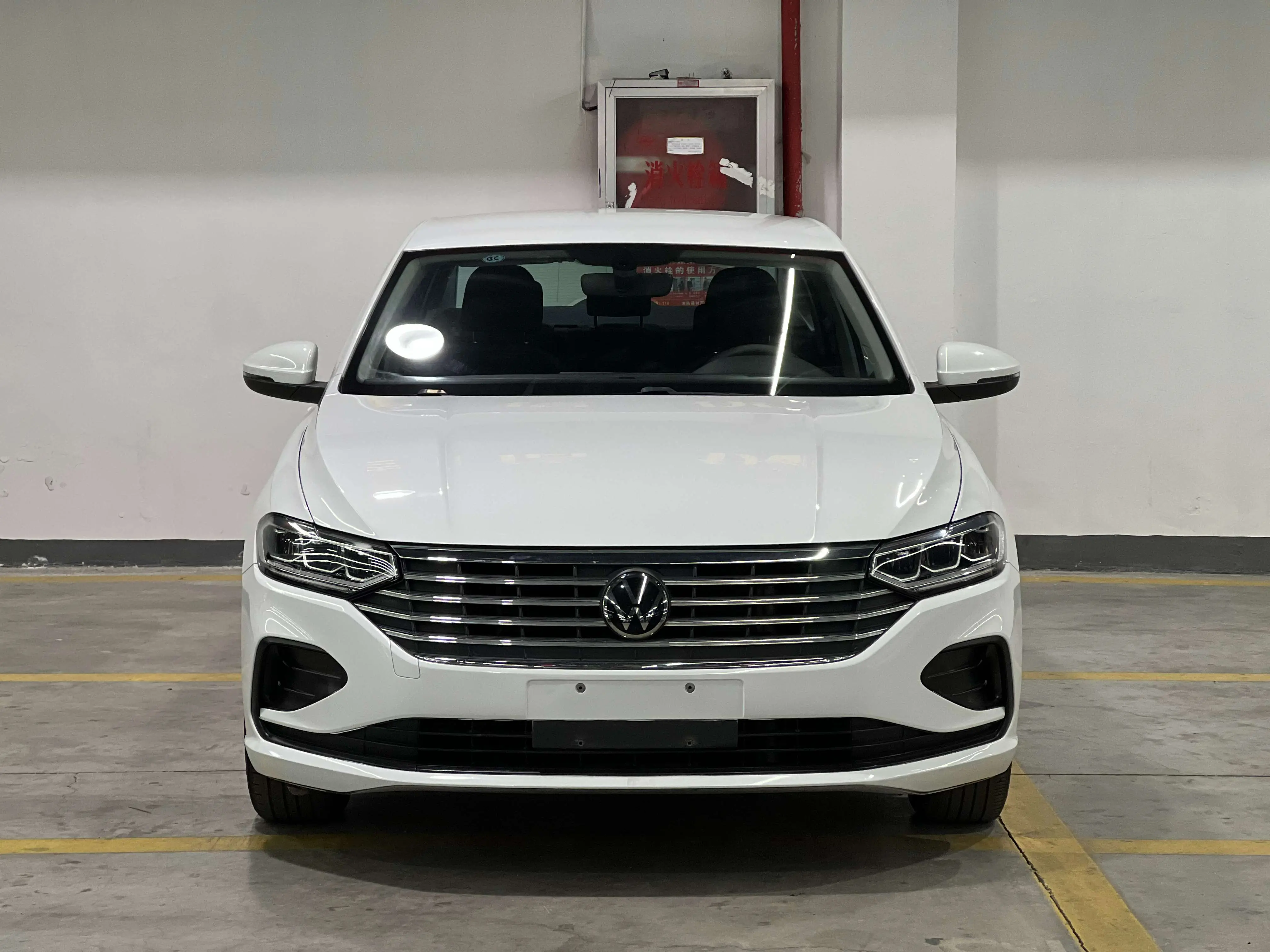 Volkswagen Lavida  из Китая