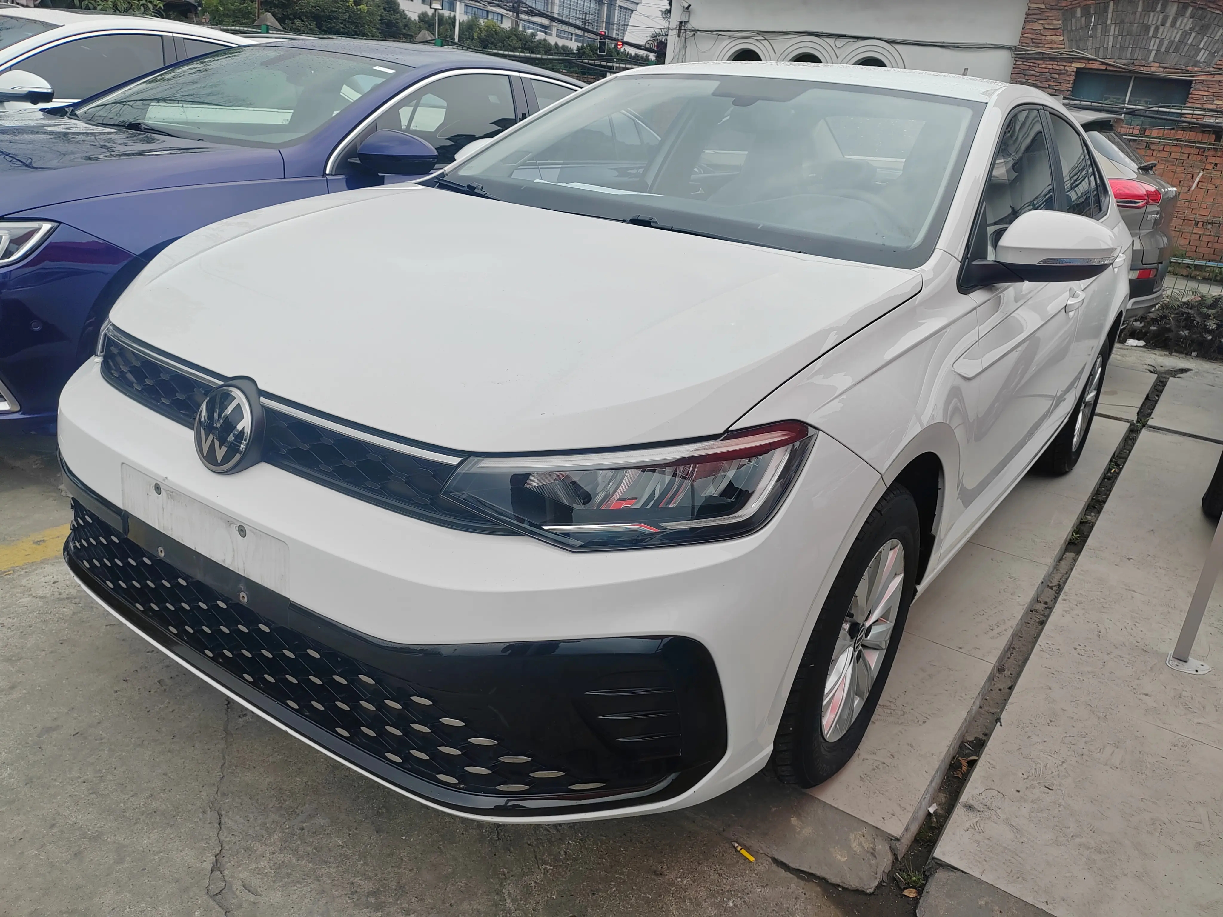 Volkswagen Lavida  из Китая