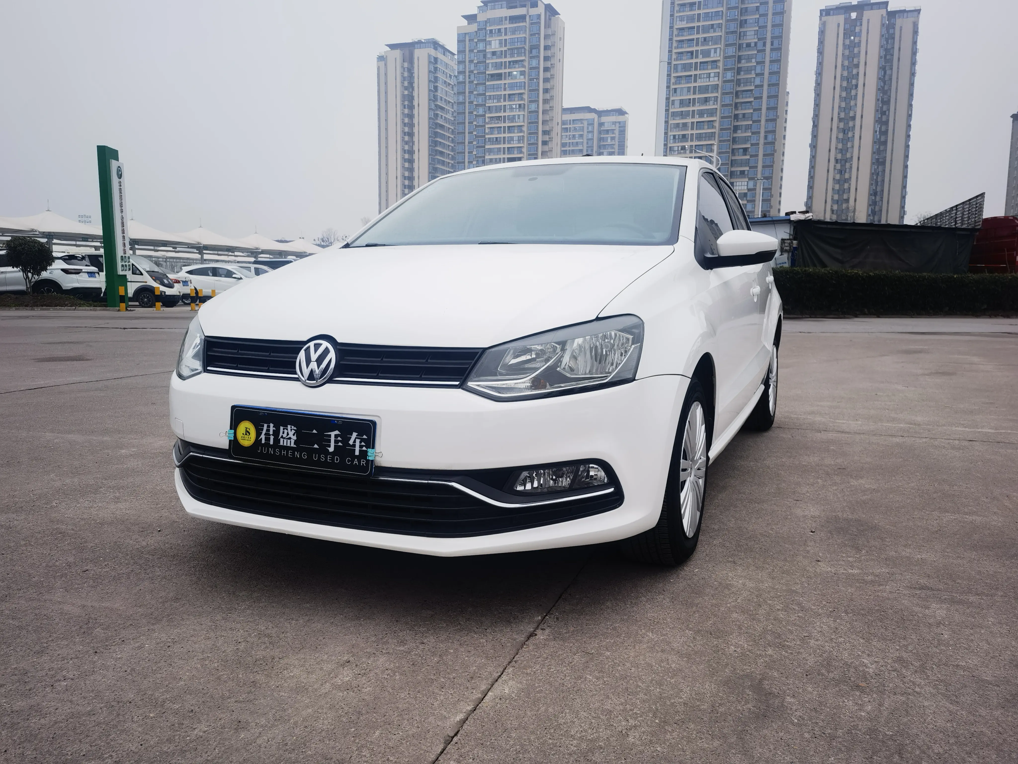 Volkswagen Polo  из Китая