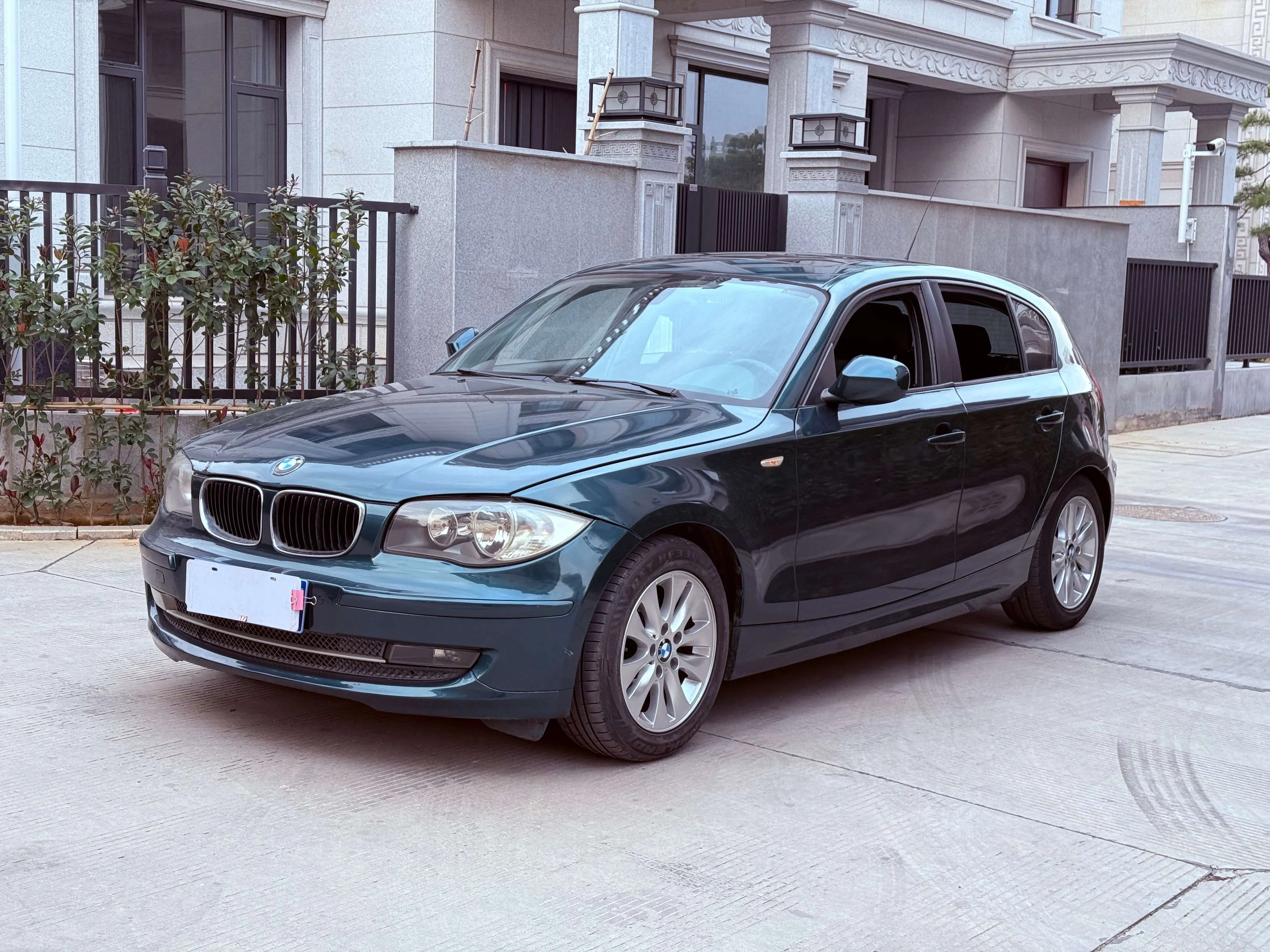 BMW 1 Series  из Китая