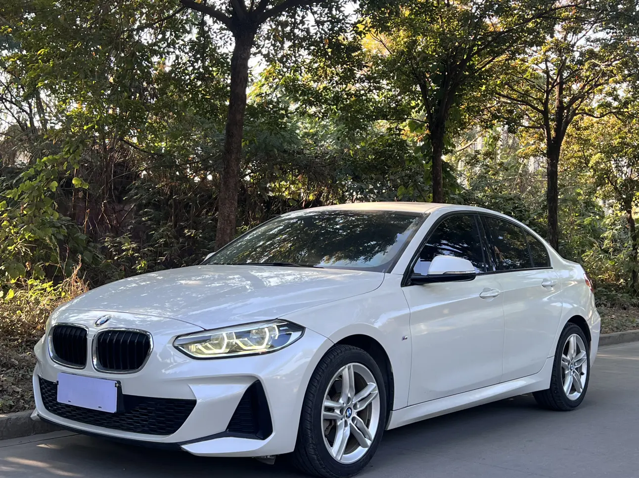 BMW 1 Series  из Китая