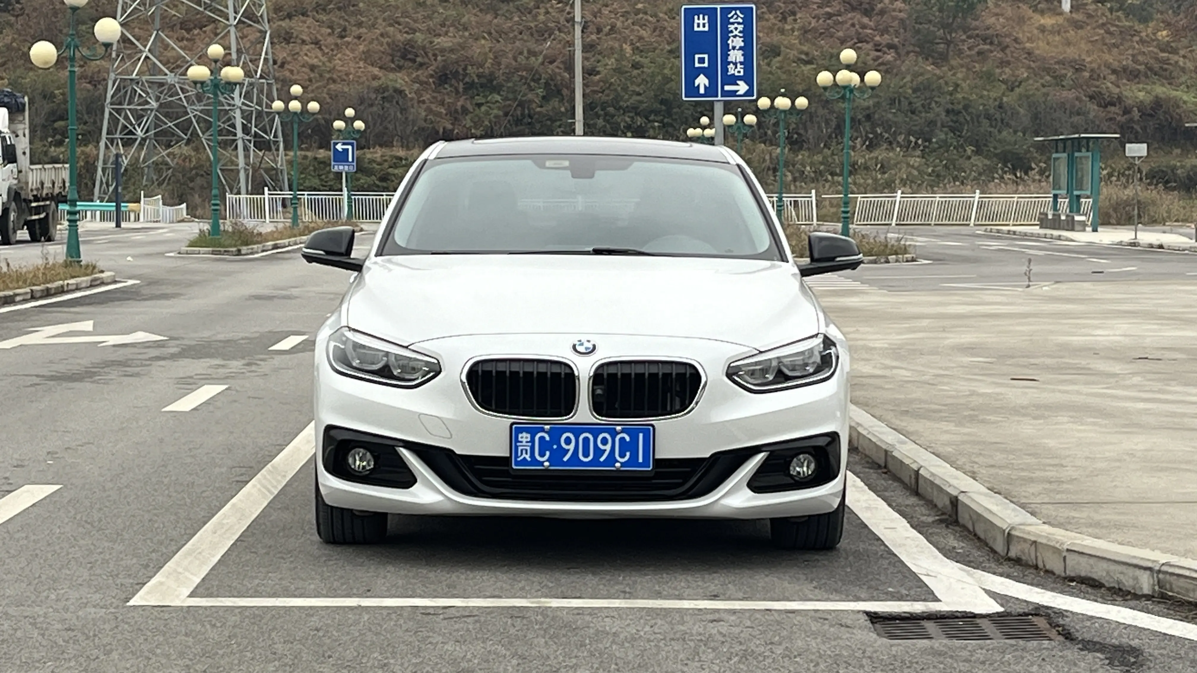 BMW 1 Series  из Китая