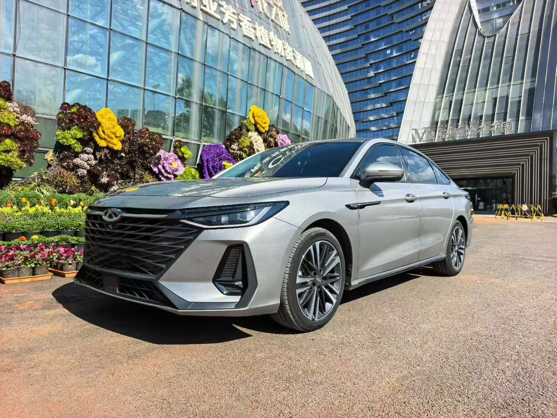 Chery Arrizo 8  из Китая