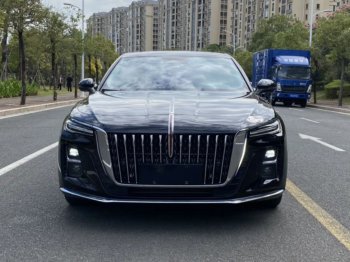 Hongqi H5  из Китая
