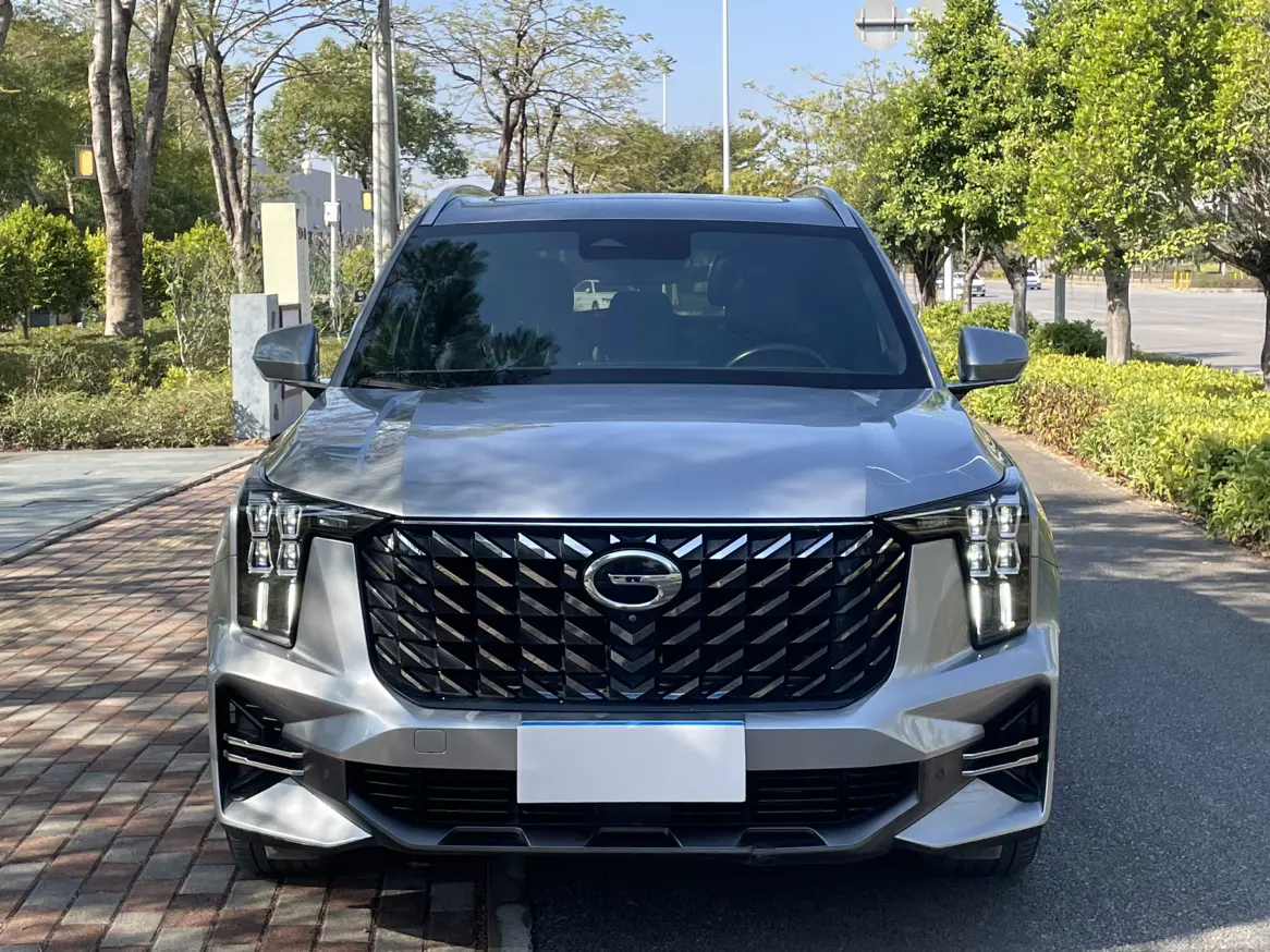 GAC Trumpchi GS8  из Китая