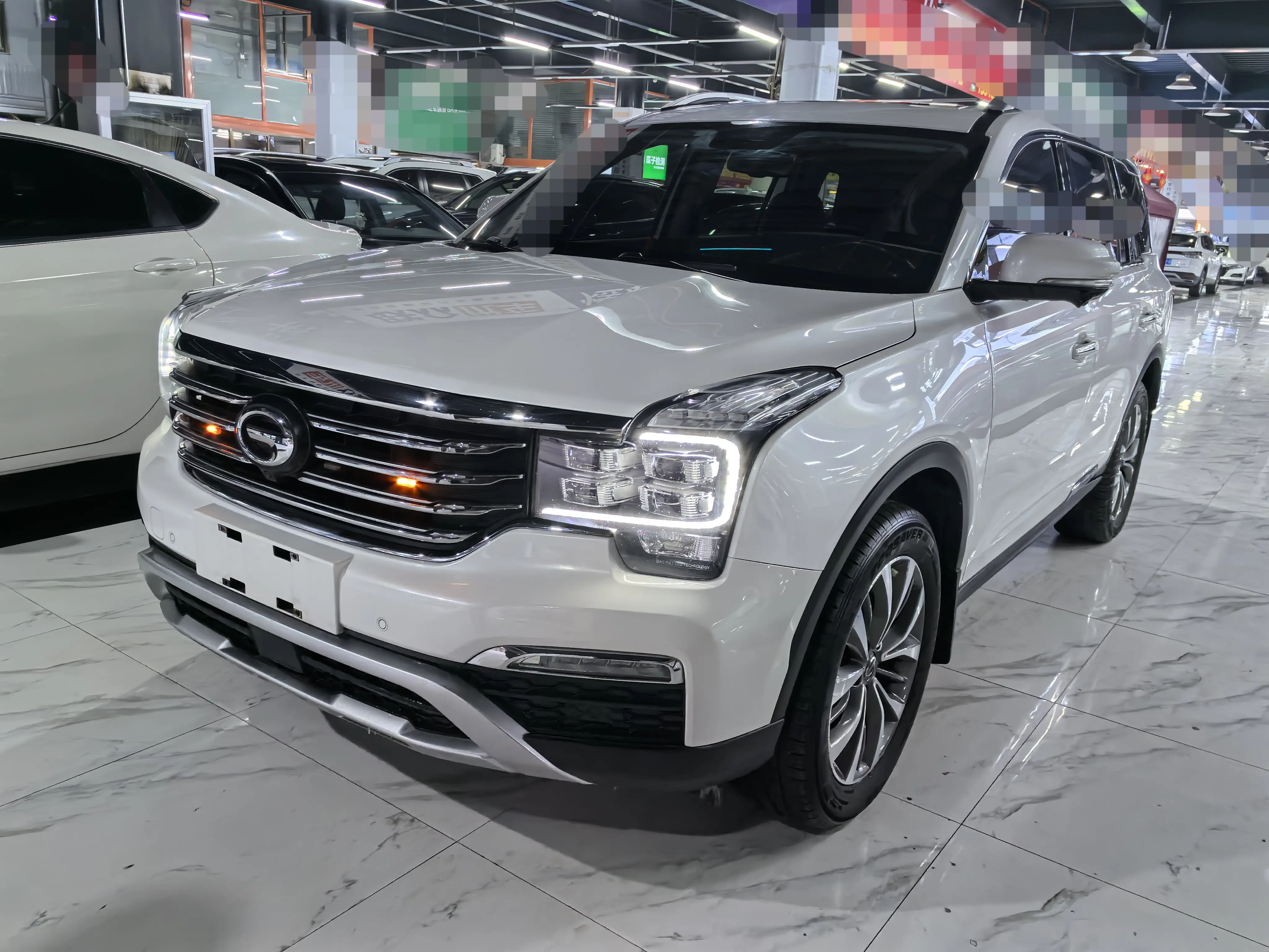 GAC Trumpchi GS8  из Китая