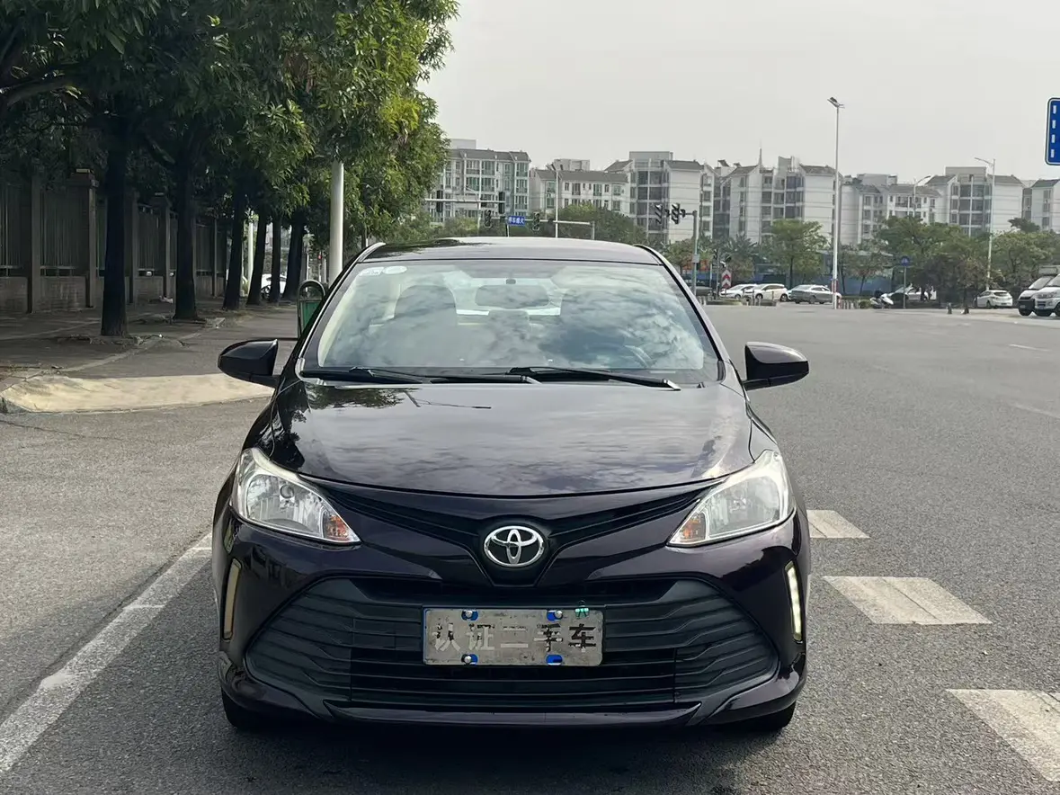 Toyota Vios  из Китая