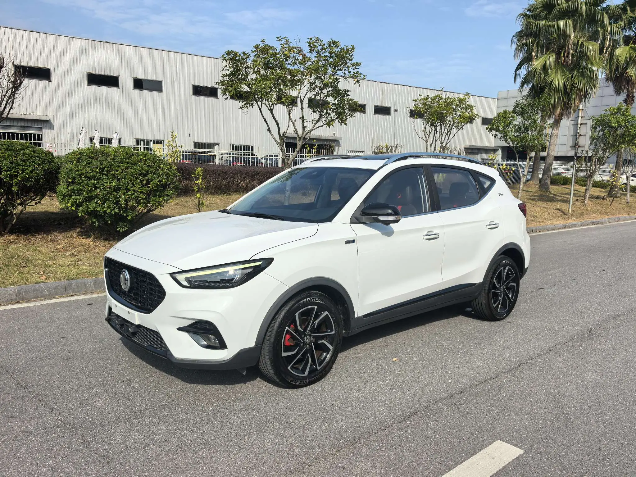 MG ZS  из Китая