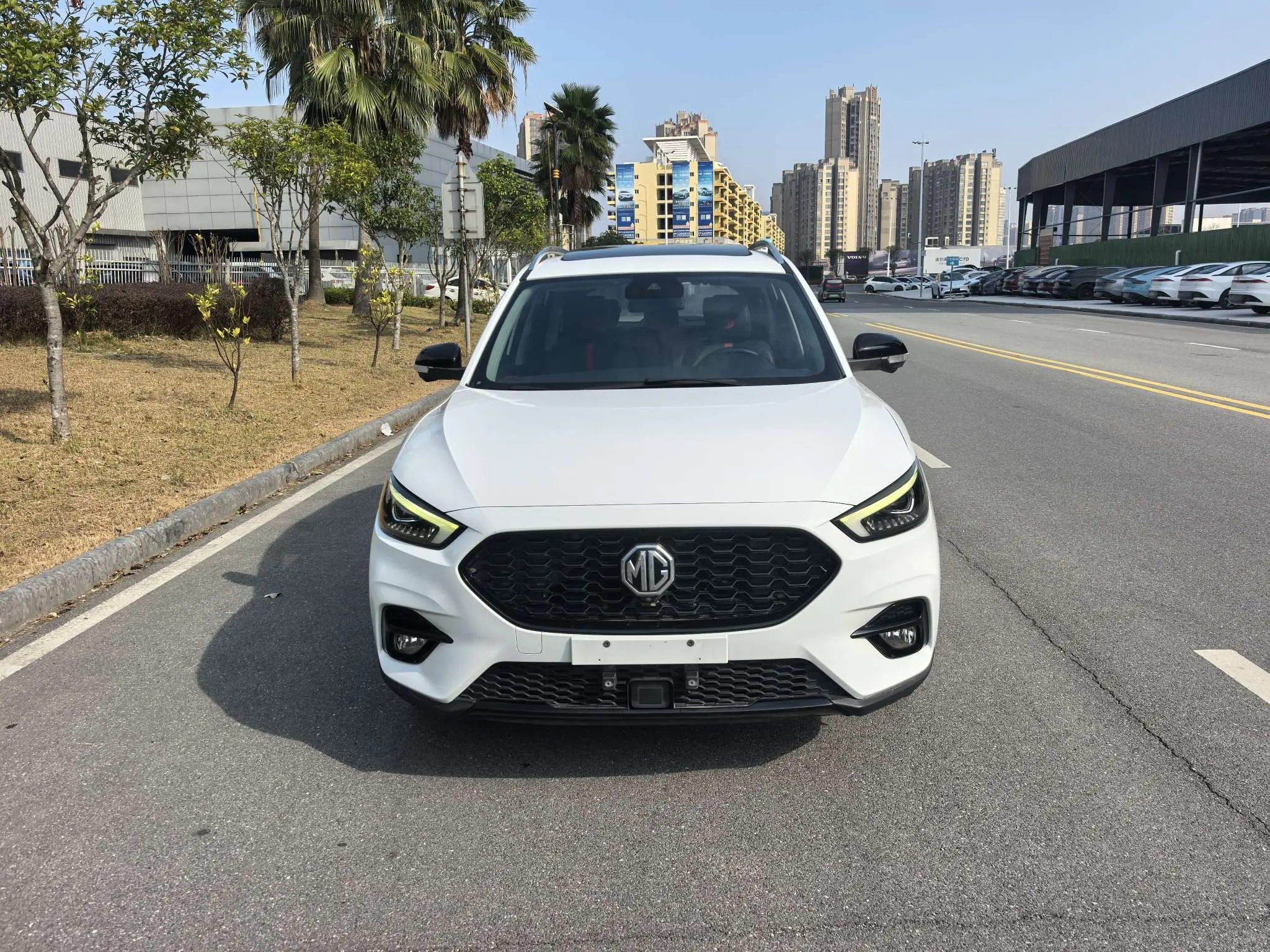 MG ZS  из Китая