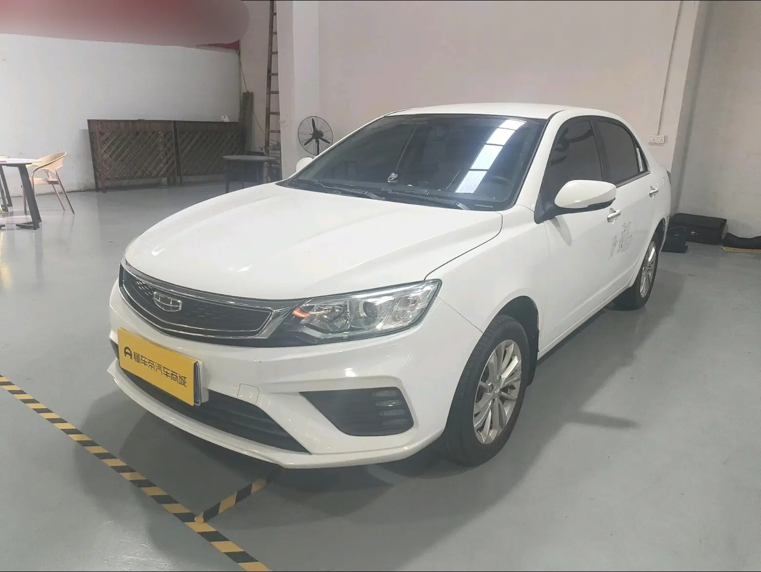 Geely Vision  из Китая