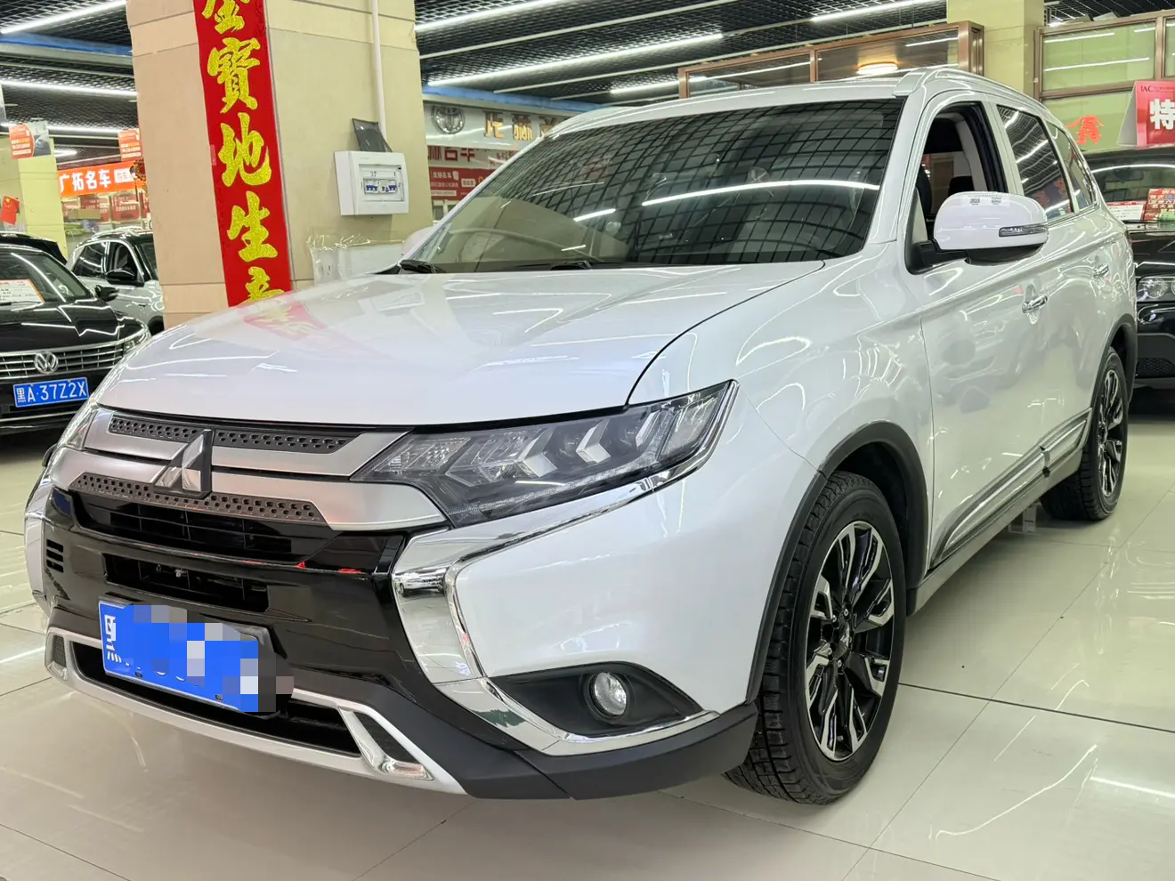 Mitsubishi Outlander  из Китая
