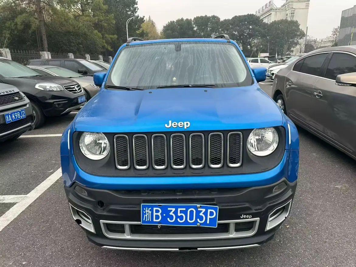 Jeep Freeman  из Китая