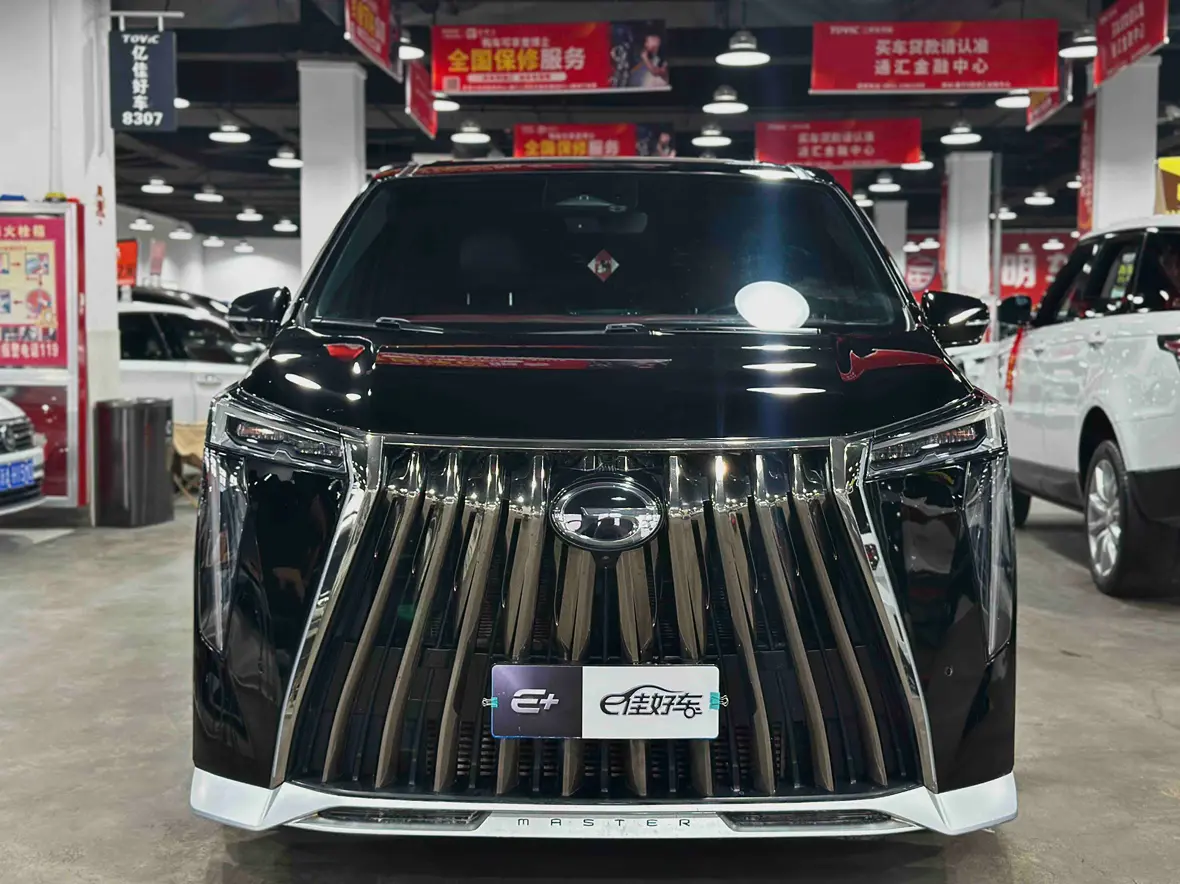 GAC Trumpchi M8  из Китая