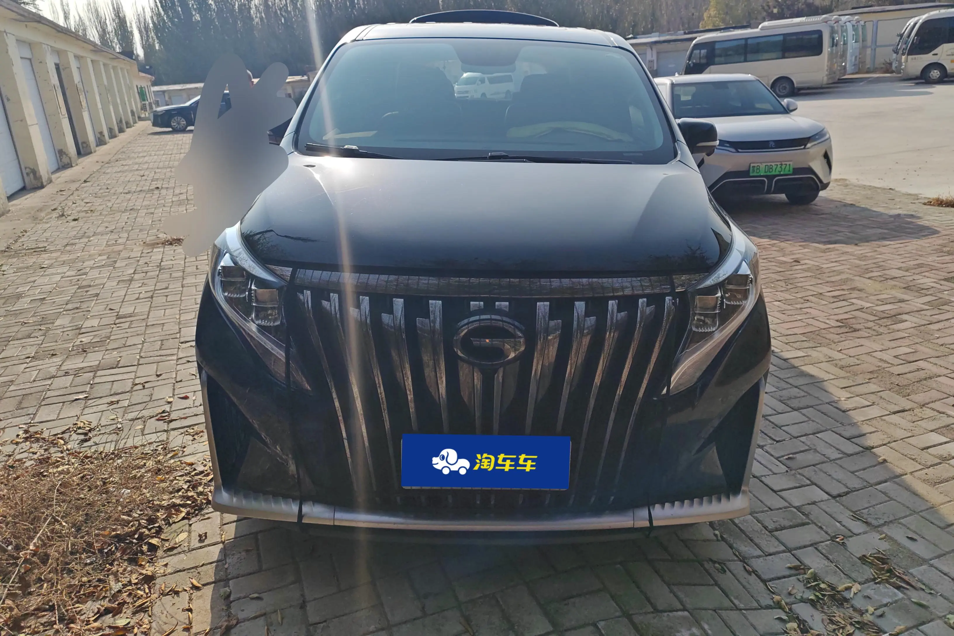 GAC Trumpchi M8  из Китая