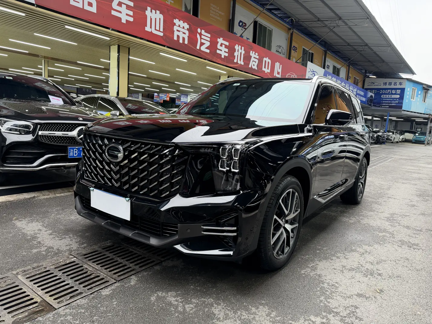 GAC Trumpchi GS8  из Китая