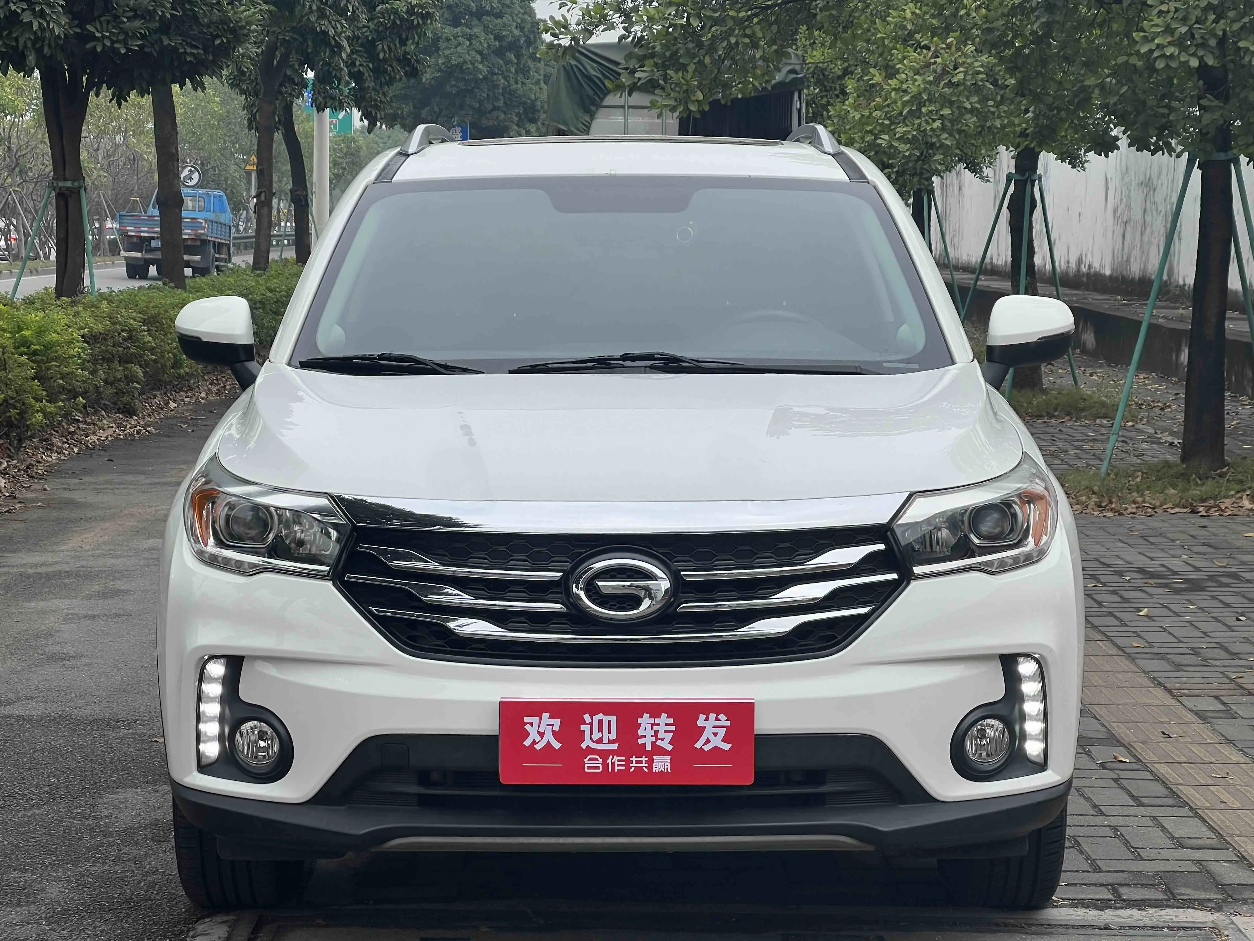 GAC Trumpchi GS4  из Китая