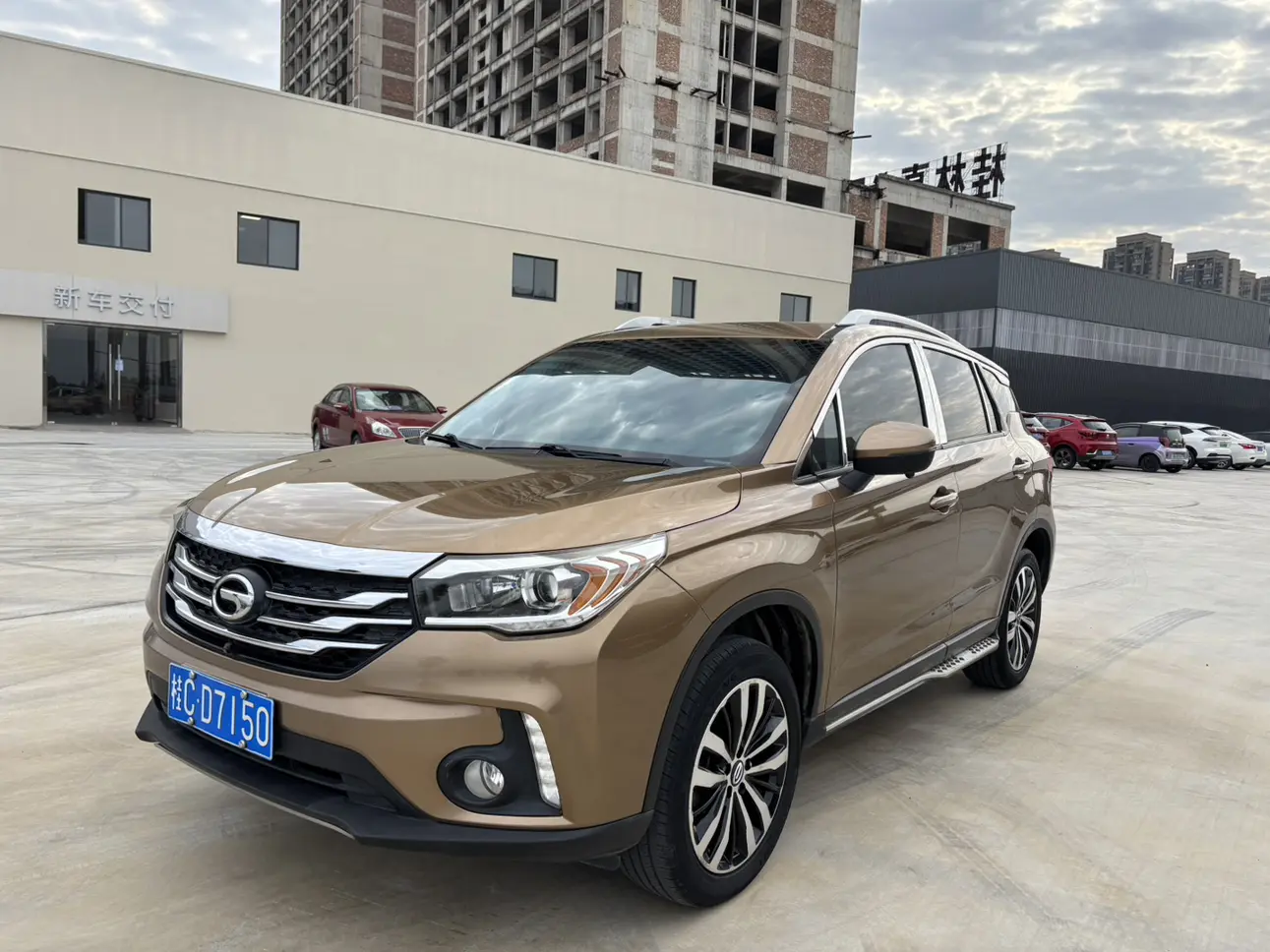 GAC Trumpchi GS4  из Китая