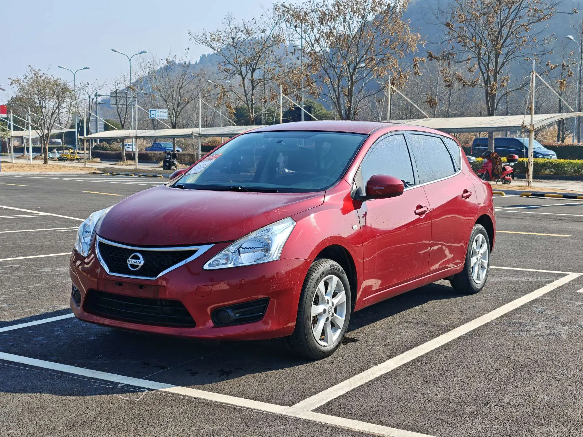 Nissan Tiida  из Китая