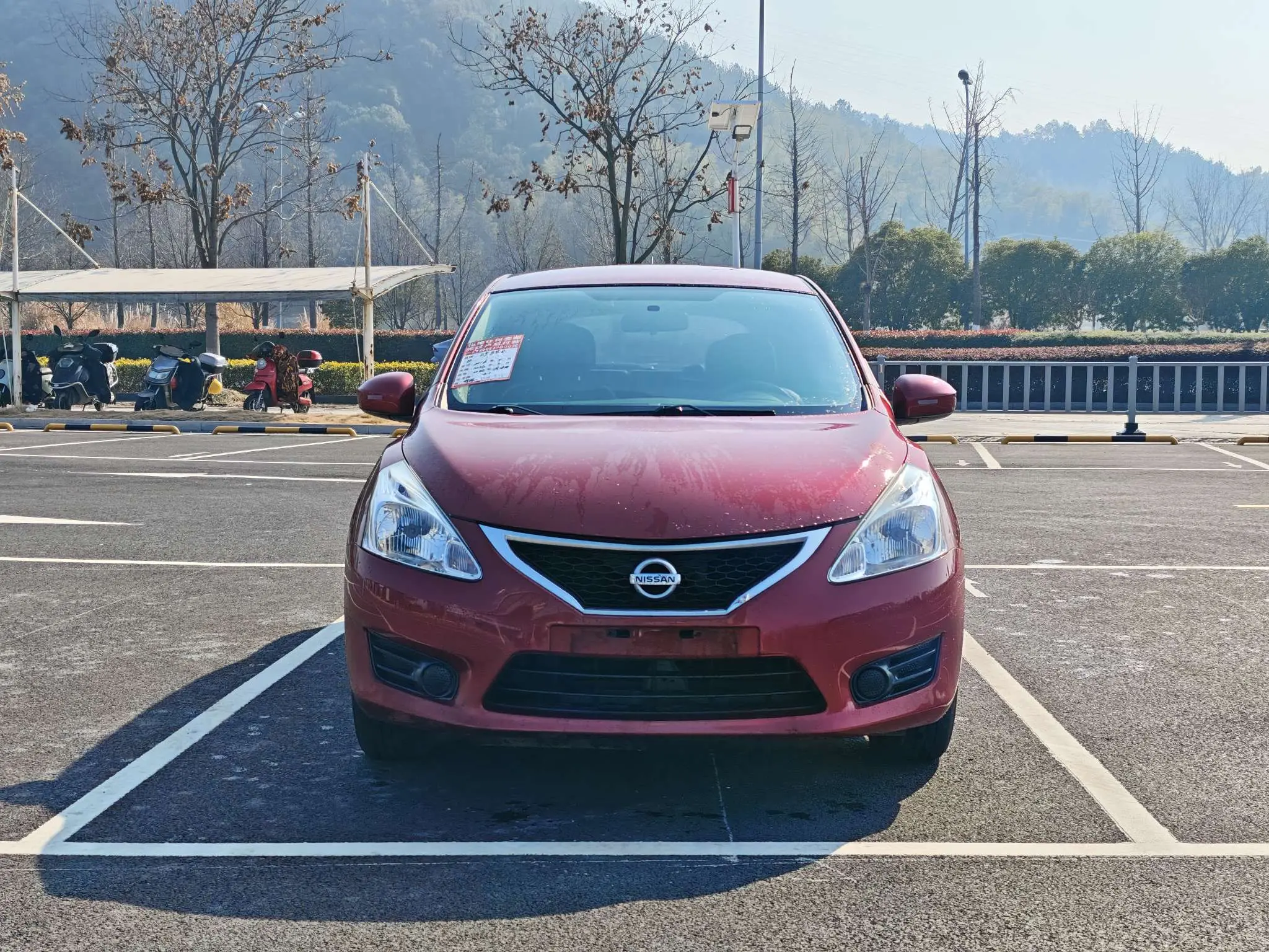 Nissan Tiida  из Китая